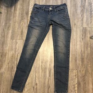 Almost Famous jeans size 3